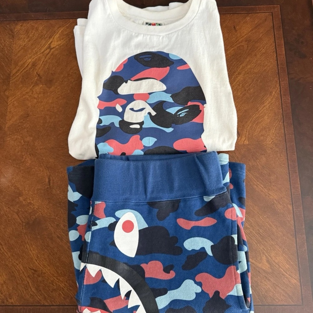 A bathing Ape